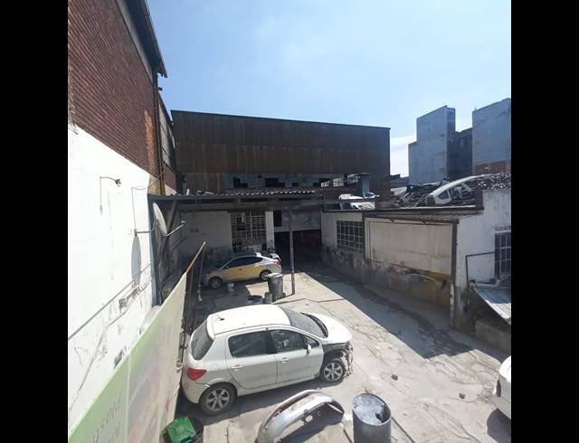 995M² WAREHOUSE FOR SALE IN JOHANNESBURG CENTRAL